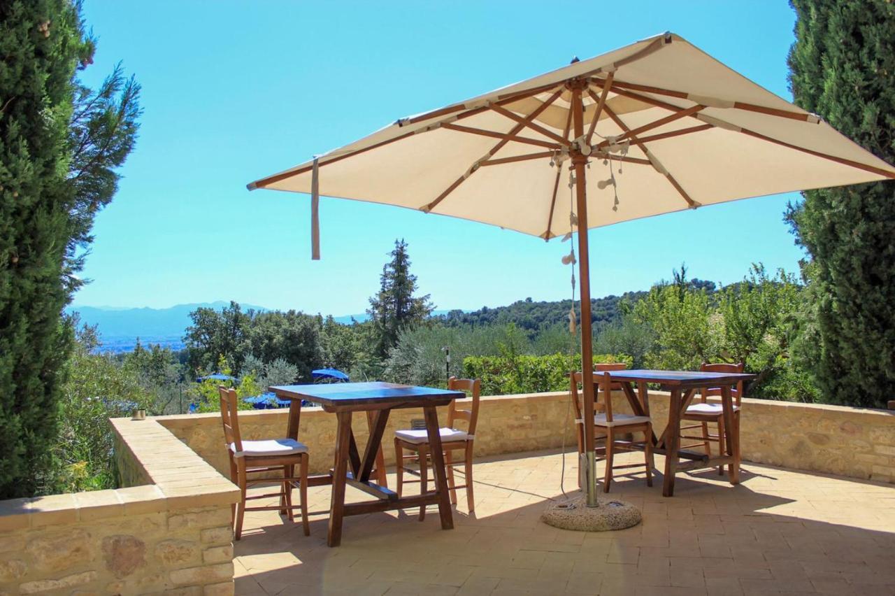 Agriturismo Camiano Piccolo Montefalco Exterior photo
